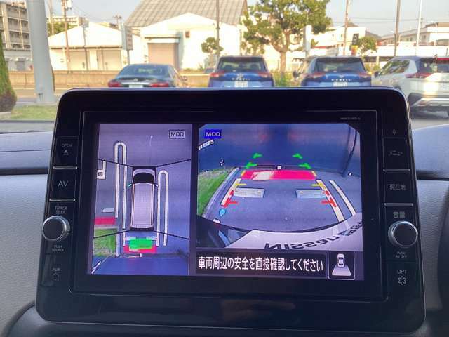 上から見たような映像で駐車をサポート！苦手な駐車も心強いですね！