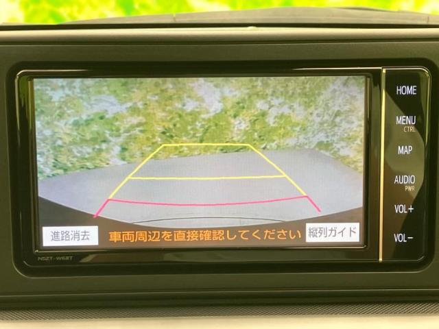 WECARSの展示場では実際に見て、触ってお車をお選びいただけます！知識の豊富な営業スタッフが様々なカーライフをご提案いたします！