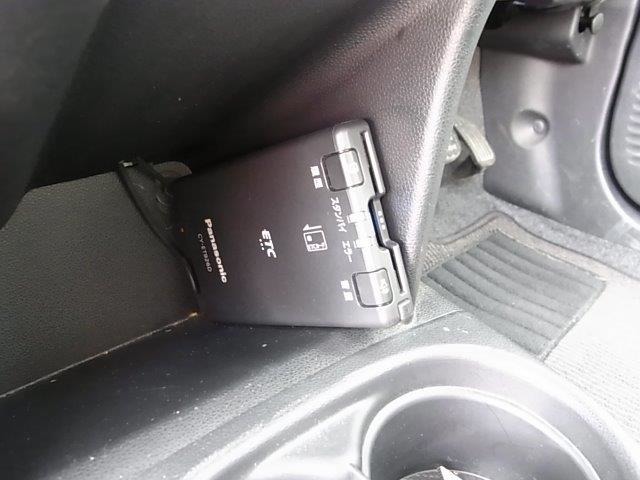 車検整備もお任せ！当店は無駄な部品交換を致しません。使える部品・交換すべき部品をお客様立会いの下わかりやすくご説明させて頂きます！ご納得頂いた上で、交換についてお客様自身で決めて頂き整備を実施します。