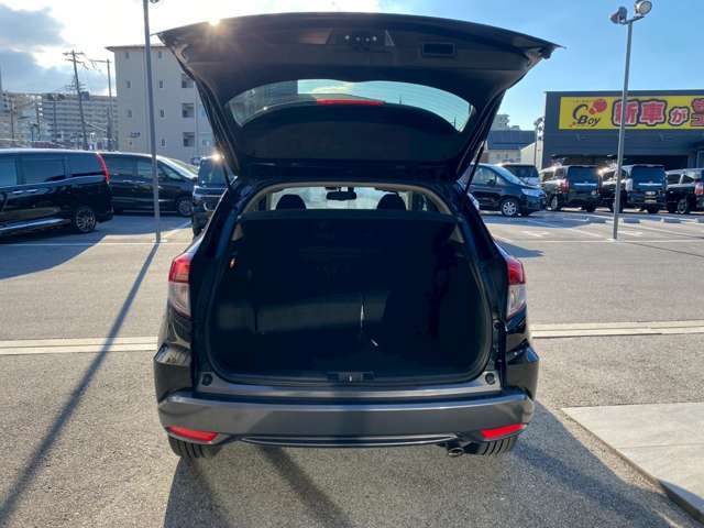 彦根インターからお車で3分とアクセス便利！近くには有名観光地の彦根城もありますので、観光と合わせてのご来店も良いですね♪活気溢れる自慢のスタッフがお客様のご来店をお待ちしております！