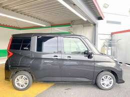 禁煙車です！また、ミラーウインカー・プライバシーガラス付きです！