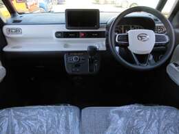 当店の届出済未使用車はフルセグナビ込みの金額となっております。その他ご希望のオプション等ございましたらお気軽にスタッフまでお問い合わせくださいませ♪