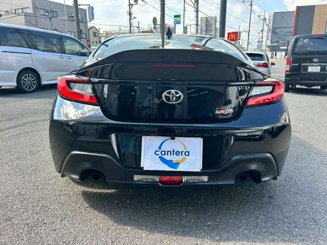 お車の状態について出来る限り詳しくお伝えできるよう努めます！店頭に在庫として保管している間は、気になる箇所の明瞭な写真を追加で送らせて頂く事もできますのでご相談ください♪