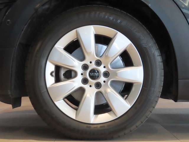 225/55R17インプリントスポーク