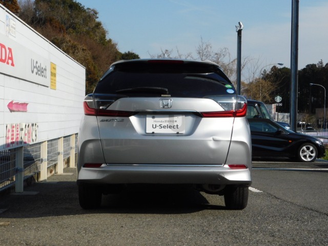 車輌後方になります！当店はホンダ認定正規ディーラーです！先ずはお問合せください！TELは04-7181-8220へ！webからなら24時間いつでもお問合せいただけます！