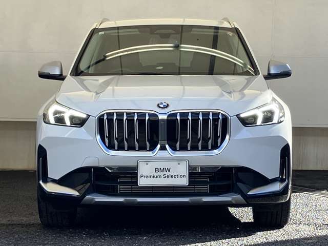 ★弊社のお車をご覧頂きありがとうございます。弊社は千葉県にあるBMW正規ディーラー店ですので安心してご検討下さい。全国各BMWディーラーにて保証サービスも受けられますので遠方のお客様もご安心下さい。★