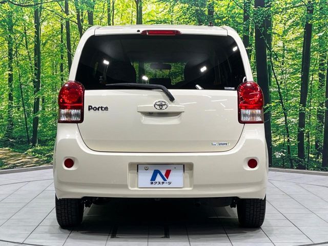 安心の最長10年・走行無制限保証（有償）をご用意。保証内容も充実はもちろん、無料点検＆オイル交換や、年中無休の全国・24時間ロードサービスも付帯されておりますのでご安心下さい。