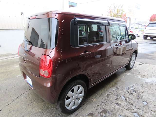 整備のスペシャリストですので、販売後のアフターフォローには自信が有ります！ドレスアップも得意な一流整備士！