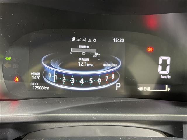 【スピードメーター】『スピードメーター』の画像になります。メーターがシンプルで見やすく運転しやすいですね！