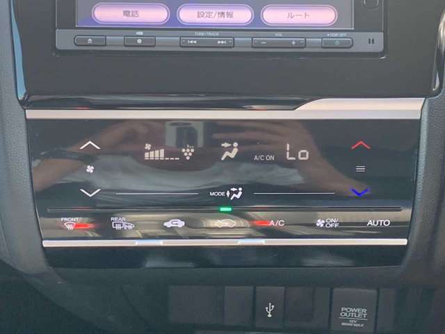 車好きならみんなやってるボディーコーティング施行可能！ボディの艶が違いますよね！小さなキズも目立たなくなります。ピカピカの車をご納車できるのは、お客様は当然ですが、私達もやっぱり嬉しいんです！