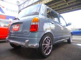 ミラジーノを　ノーマル車から　ドレスアップ車　まで取り揃えておりますので、一度遊びに来てください。