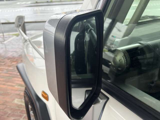 軽自動車から輸入車迄幅広く取扱致します。