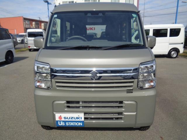 この度は当社、『スズキ自販近畿』の車両を御覧いただきありがとうございます！当社はスズキ株式会社直営の代理店です。大阪府内に23拠点を展開し、スズキ製品の販売や修理を行っております。