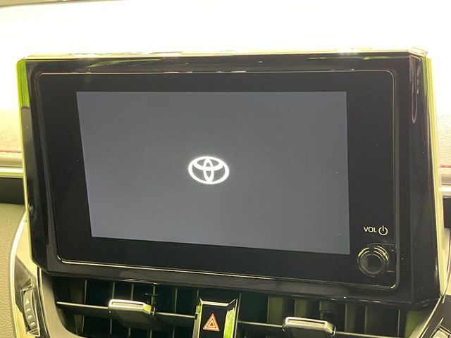 【ディスプレイオーディオ】お持ちのスマホやMP3プレイヤーとの無線接続で音楽再生が可能！コードで繋ぐわずらわしさも無く、手軽にお気に入りの音楽を楽しめます。