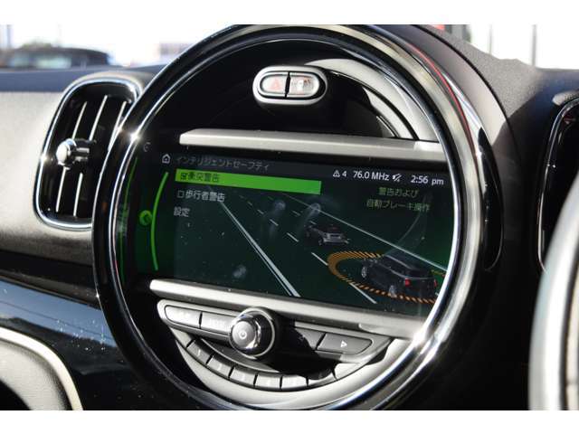 衝突警告、衝突軽減ブレーキが付いていますが、作動条件等ありますので過信は禁物です。