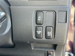 こちらの車両は「ガリバー136号三島店」での取扱いです。お問合わせは　→　→「0078-6002-455640」ガリバー136号三島店までお願いします！