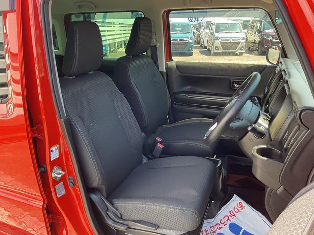 ゆったりして運転しやすいシートです