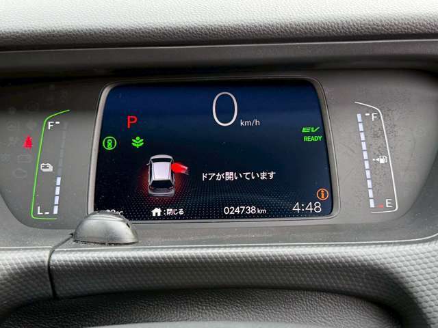 ☆のん看板☆アップルのアンバサダーは「のん」さん。車を売る時、買う時に不安になったり悩んでいると、のんとネコちゃんが現れます。アップルに安心してご相談下さい。