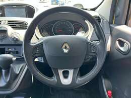 LIBERALAでは輸入車の試乗が可能です。メーカーの違いを五感で較べてください。新しい驚きと発見をお届けします。