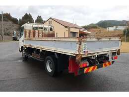 当社は全国各地での登録納車が可能となっております！御見積をご希望の際には迅速にご対応させて頂き、登録地域の陸送費用を御調べさせて頂きます。
