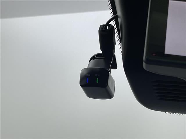 ◆【ドライブレコーダー】映像・音声などの運転中の記録を残します。事故などを起こした起こされた時の証拠になりえますので、もしも時でも安心ですね。