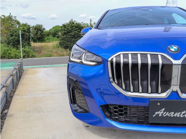 輸入車が初めてという方にも安心してお買い求め頂けるよう修復歴無し・実走行車・正規ディーラー車を厳選して仕入れております。