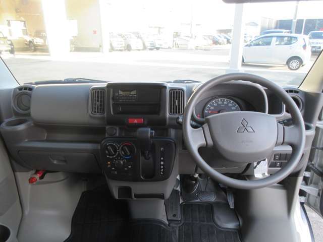 運転しやすい配置