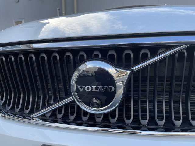 VOLVO　SELEKT車両は全車ロードアシスタンスが無料付帯。年中無休24時間対応のロードサービスが保証期間中はご利用いただけます。