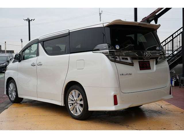 自社整備工場・自社積載車も完備！購入後のサポートもおまかせ下さい！