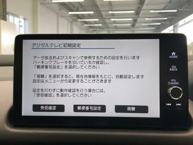 WECARSの展示場では実際に見て、触ってお車をお選びいただけます！知識の豊富な営業スタッフが様々なカーライフをご提案いたします！