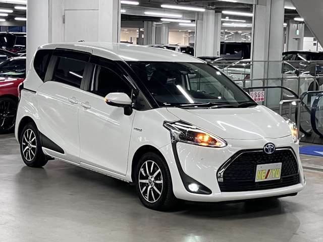 当社の展示車は全車両に”社団法人自動車公正取引協議会”の車両状態説明書を掲示しております。修復歴の有無は勿論、ドア等の外板の交換歴の有無までも表示☆口頭説明では無く書面にてお渡ししております♪