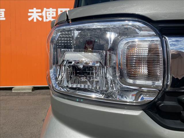 【LED】今は主流のライトです。長持ちしますし、ヘッドライトが黄ばんだり、白くくすんだりがないのでとてもおすすめです。