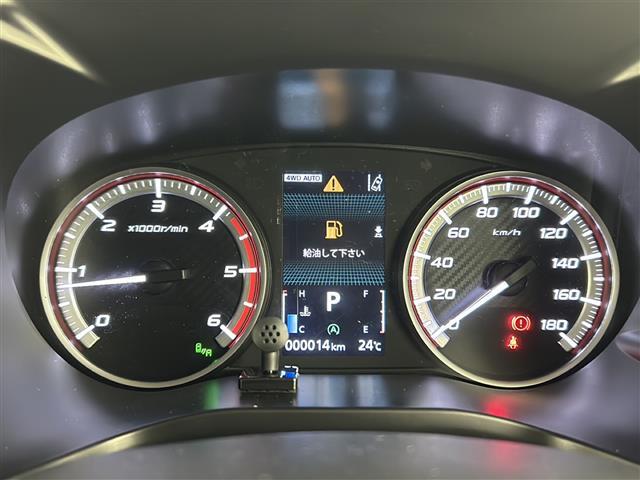 【スピードメーター】メーターがシンプルで見やすく運転しやすいですね！