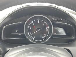 展示場には厳選した4WD車をご用意心行くまで比較していただけます。落ち着きのある空間で、ゆったりとお過ごしいただけます。キッズスペースもございますので、小さなお子様連れのお客様も安心してご来場下さい。