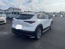 【外装クリーニング済み】外装も入庫時にしっかりと洗車しております。また納車前も綺麗にして納車いたします。