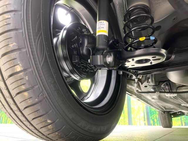 お車を安心してお乗りいただく為には、足回りの定期点検が欠かせません。サービスサポート（有償保証）では無料点検もご提供しており、安心のカーライフをお過ごしいただけるサポート体制が整っています。