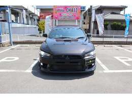 これは凄い！お金をかけて製作されたドレスアップカー！こちらは正規オークションで無事故！評価4点！上物！美車です！カッコイイ！唯一無二の改造！お洒落です！距離は多めですがタイミングチェーン式で大丈夫です