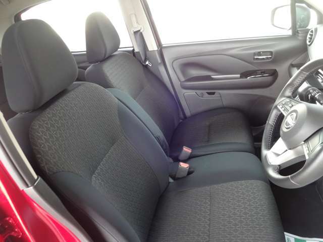 運転席シート画像になります。