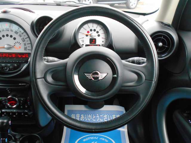 【どんなこともお任せ下さい！】当社には、ベテランの整備士がおります。長年のノウハウと確かな技術で輸入車から国産まで幅広く対応します。お客様のニーズ、ご予算に合わせた修理が可能です♪