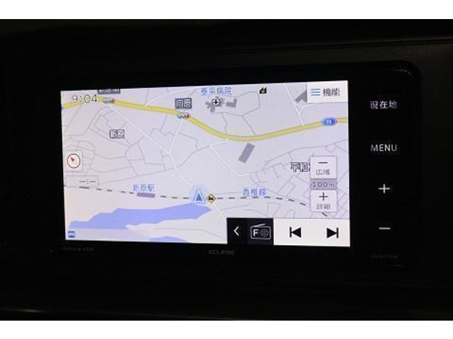 ナビを装備！　施設名などから、すぐに最適ルートを検索します。（機種によりナビやコネクトサービス等ご利用の際は、別途契約が必要となる場合があります）