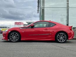 WECARSの在庫ページをご覧いただき誠にありがとうございます！WECARSは「お客様第一」をモットーにお客様のカーライフを全力でサポートいたします！