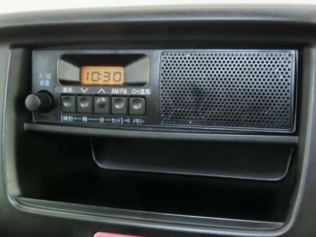 ラジオ付きです。