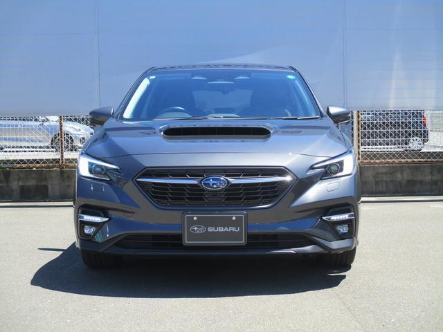 SUBARU認定中古車は、独自の基準を満たした品質の良い車です。徹底したチェックと点検整備により、お乗りいただけます。