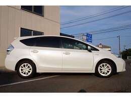 オートローン（最長72回）や自動車保険も取り扱っています。頭金無しでの購入も可能ですですのでお問い合わせください。