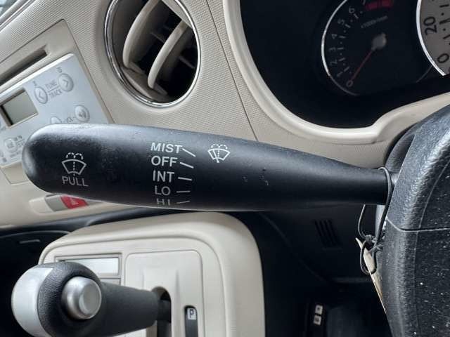 買取専門店ならではの上質車だけを掲載しております。元ディーラー勤務でメカニックと営業を長年経験した店長が、自身を待って目利きした特選車になっております。