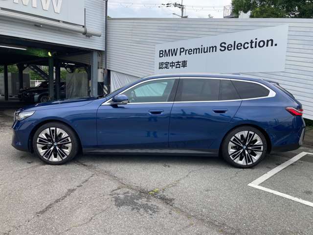 ☆BMWは自動車メーカーとしてのアイデンティティ…BMWらしさを守るため頑なに前後重量配分50:50にこだわり続けています☆