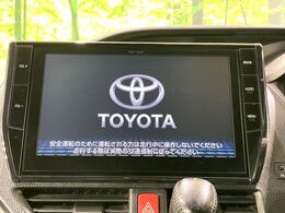 【純正10型ナビ】人気の純正ナビを装備。オーディオ機能も充実しており、Bluetooth接続すればお持ちのスマホやMP3プレイヤーの音楽を再生可能！毎日の運転がさらに楽しくなります！！