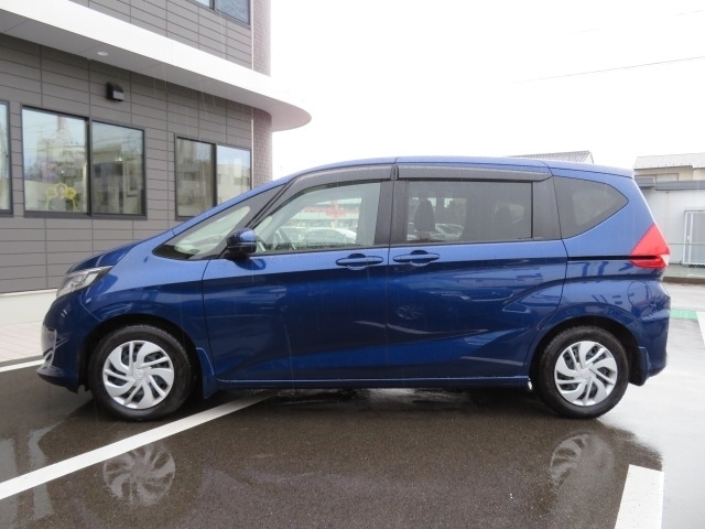 コーティングも頑張ってるにゃん！親水コーティングもできて、さらにめずらしい滑水コーティングもできるにゃん！