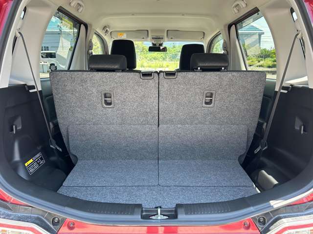 イエストは、車両販売、カーショップ、板金工場、大型整備工場、セルフスタンドと広大な敷地に隣接しております。小さなものから大きなものまで幅広く対応いたします！