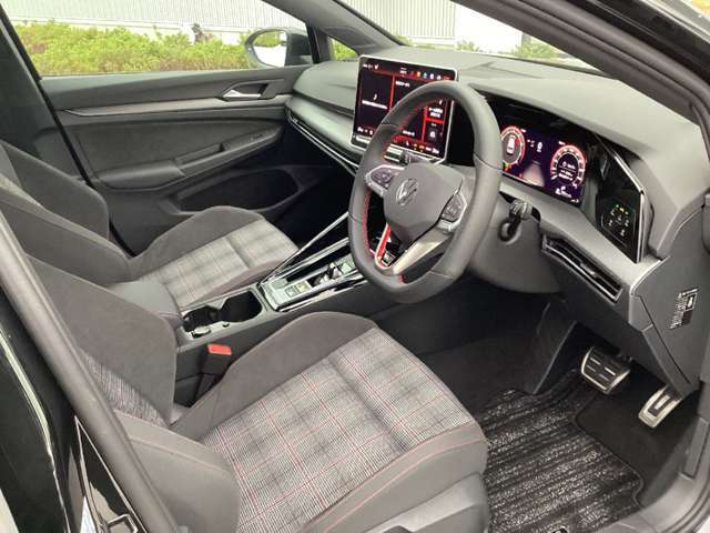 内装の状態も良好です